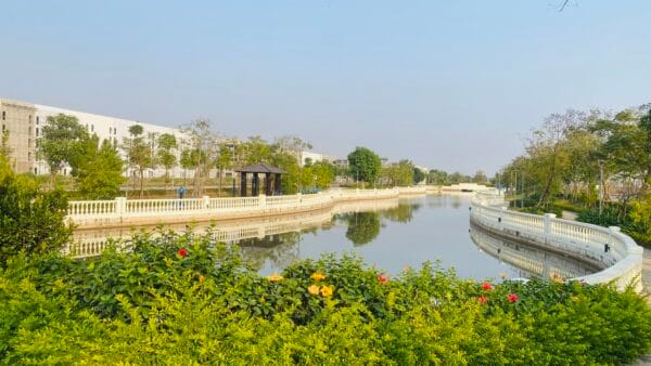 anh thuc te 3 bac cau han licogi18 riverside