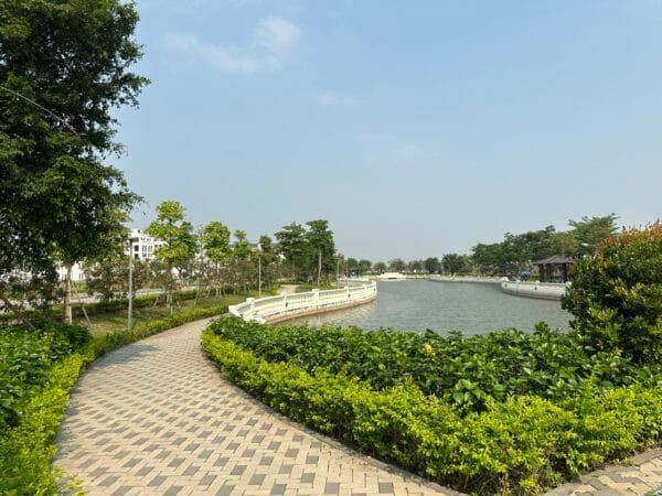 anh thuc te 9 bac cau han licogi18 riverside